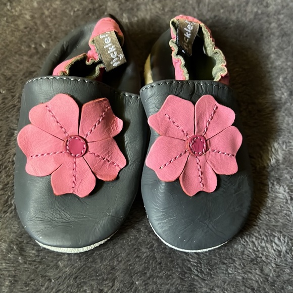 Tommy Tickle Soft Sole Infant Girls Shoes Size S 0-6 Months - Picture 3 of 4